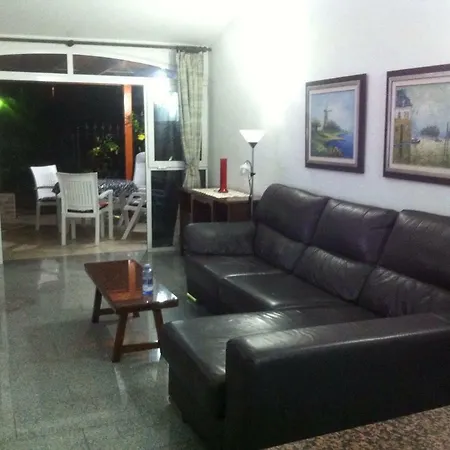 Los Porches Rosario Apartment